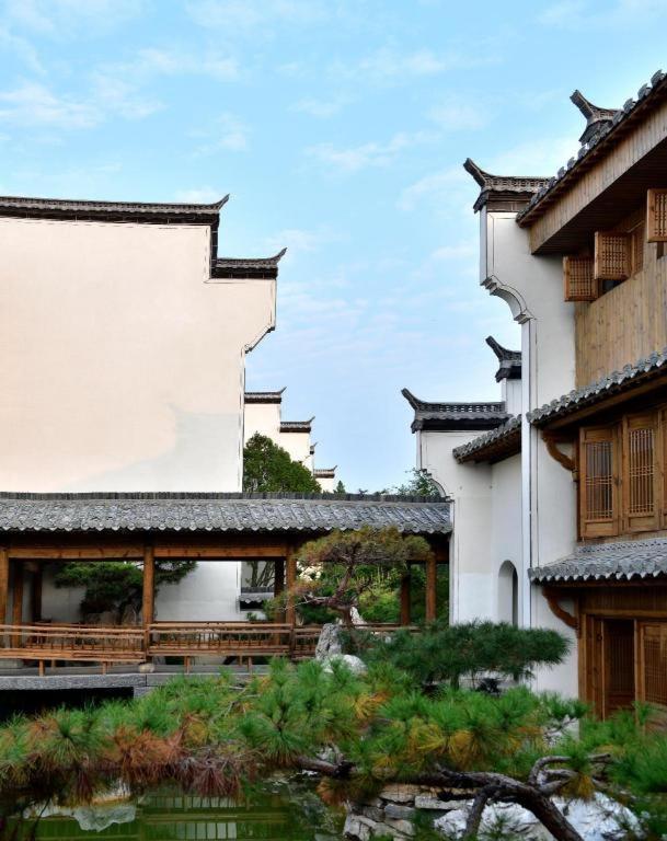 Blossom House Jinan Shunlu Hotel Exterior photo